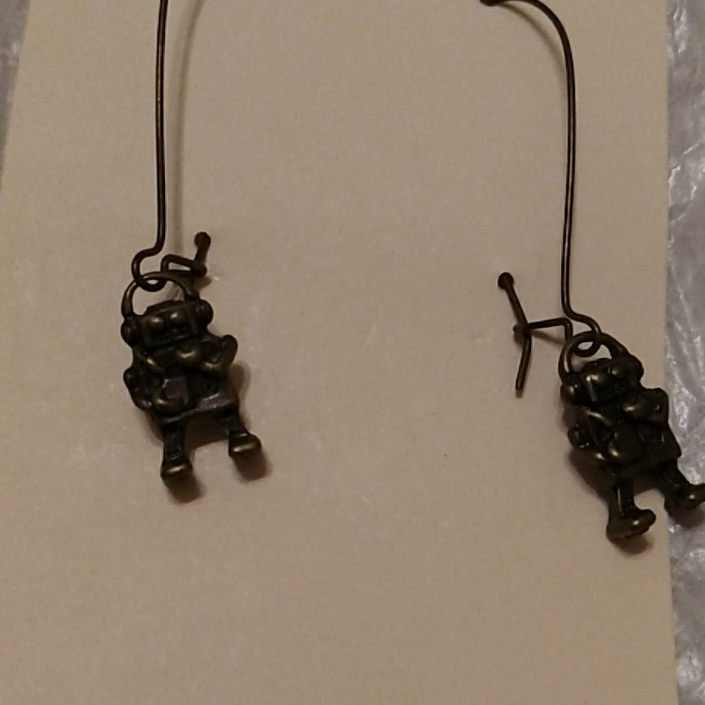 *NEW* Robot earrings
